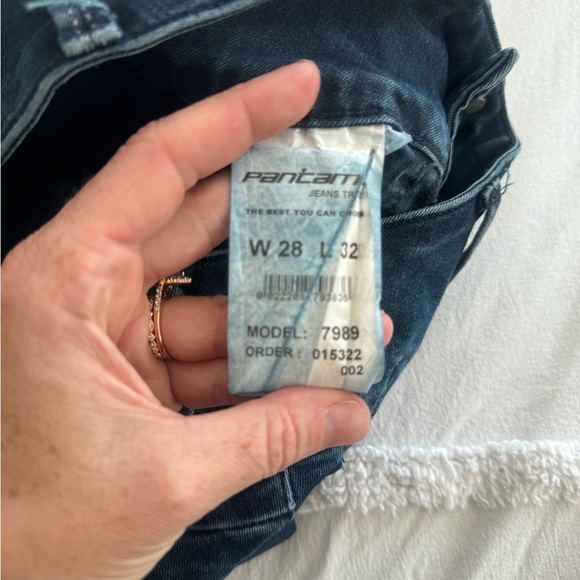Pantamo Jeans. Size 28. - Picture 3 of 6